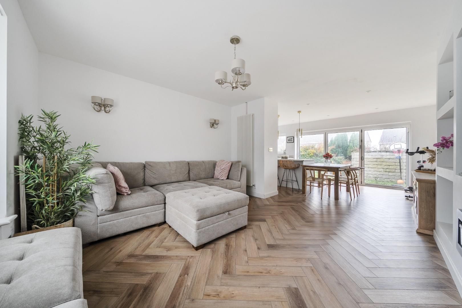 Overland Road, Mumbles, Swansea, SA3 4LP